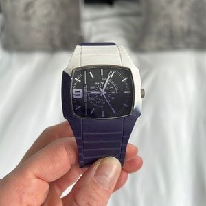 Diesel DZ-1424 Water Resistant Rubber/Silicone Wristwatch